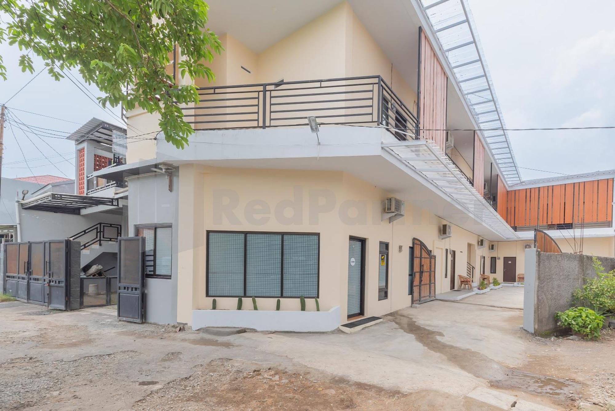 Rumah Panda Guesthouse Redpartner Tangkil  المظهر الخارجي الصورة