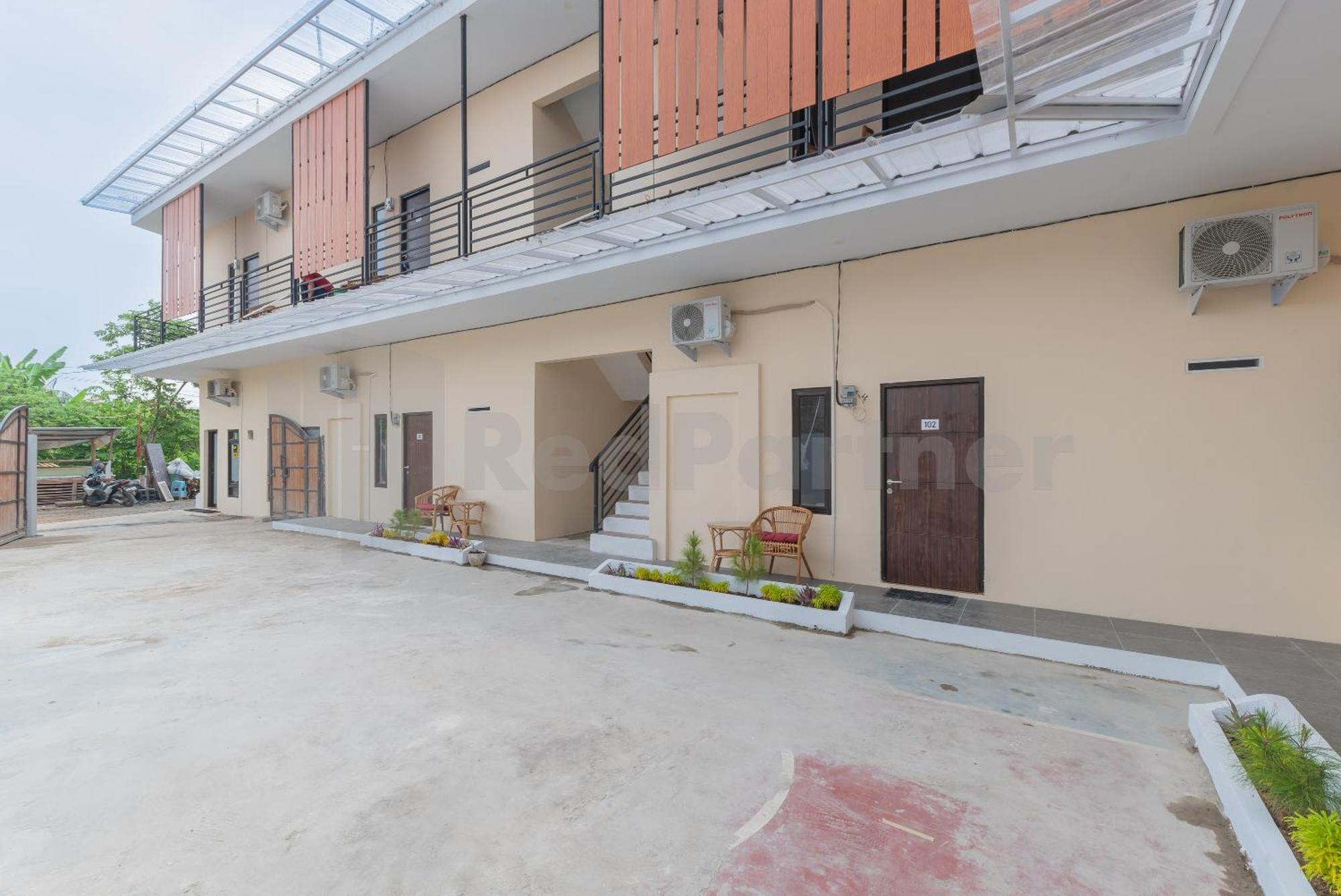 Rumah Panda Guesthouse Redpartner Tangkil  المظهر الخارجي الصورة